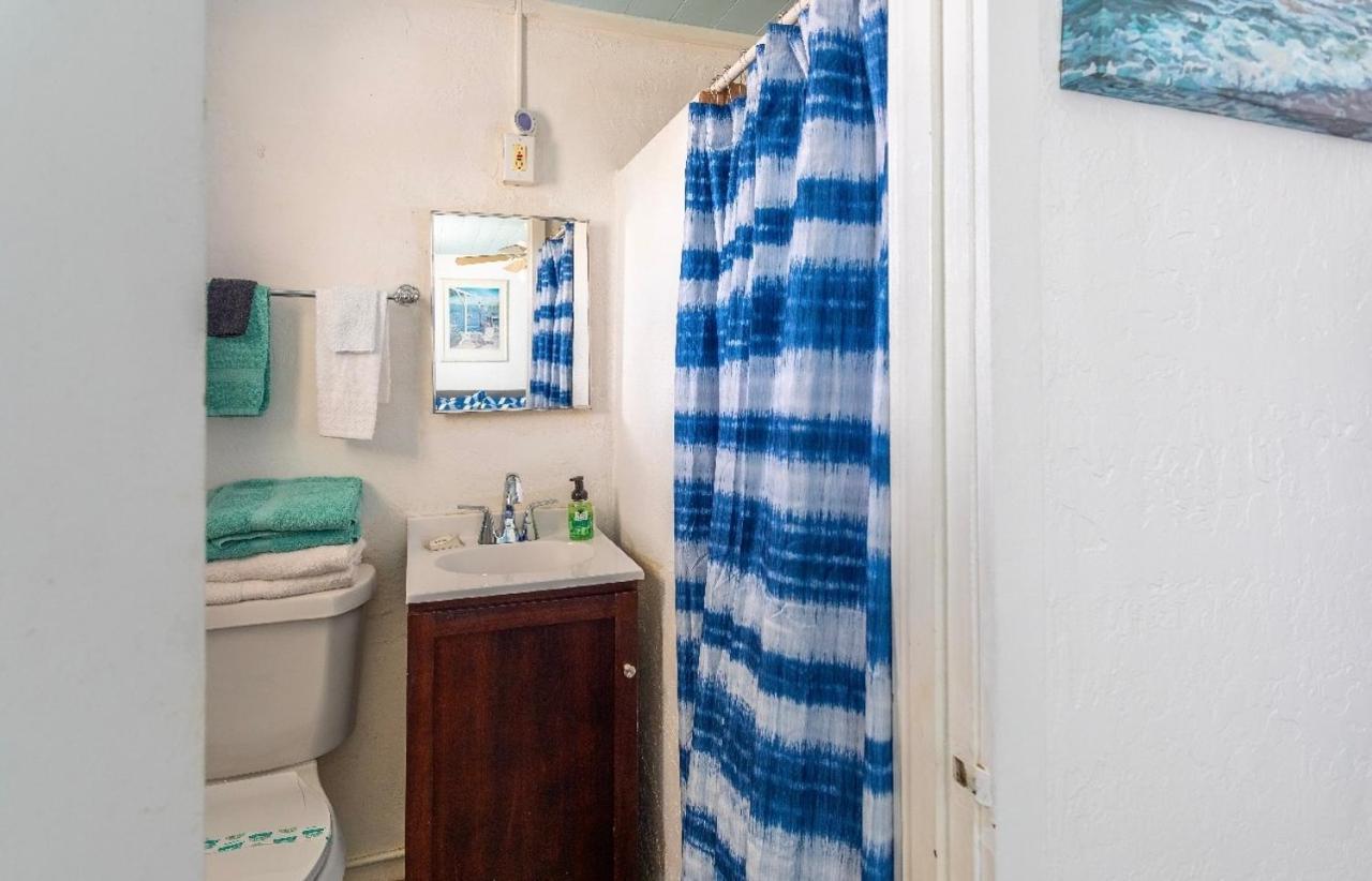 Bungalow 1 Minute From The Beach Suite #3 Englewood Extérieur photo